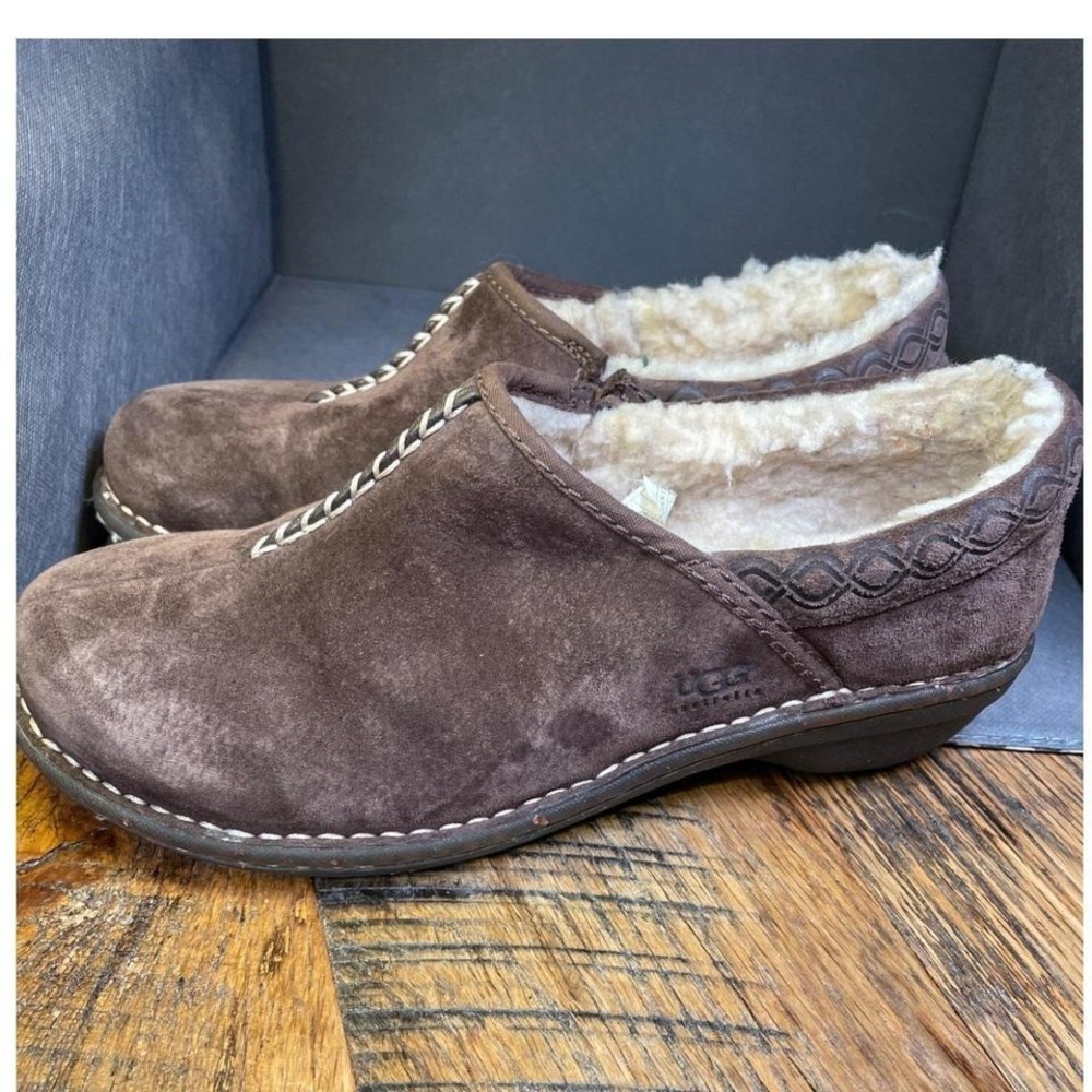 UGG Australia Brown Soft Suede Shearling Lined Clog Slippers Whipstitch Women 8